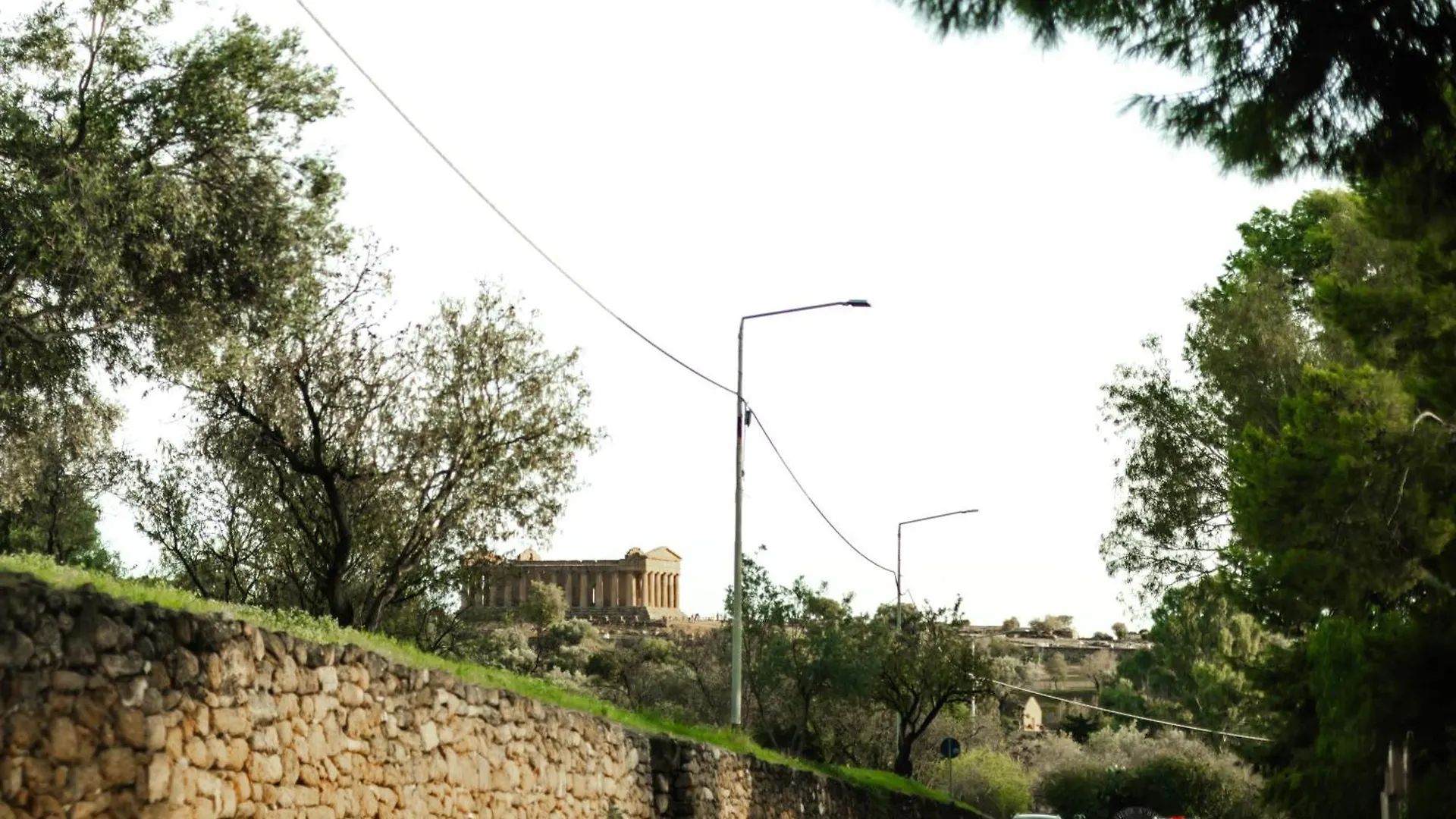 L'Host Apartment Agrigento Centro 0*,  Италия